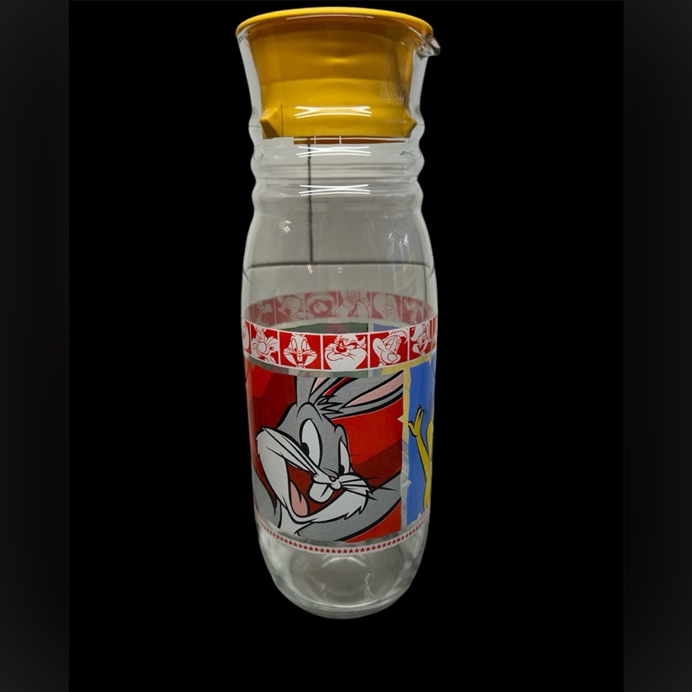 Looney Tunes juice decanter